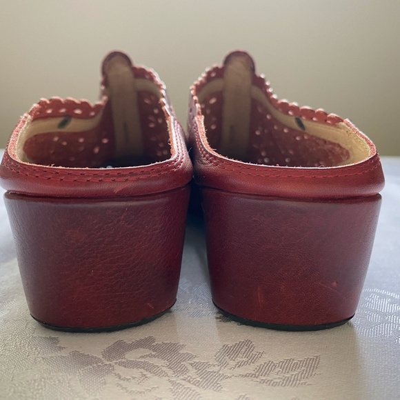 Pikolinos Romana Red/ Green Daisy Leather Spanish Design Mules. Size 7.5-8 - Picture 13 of 16